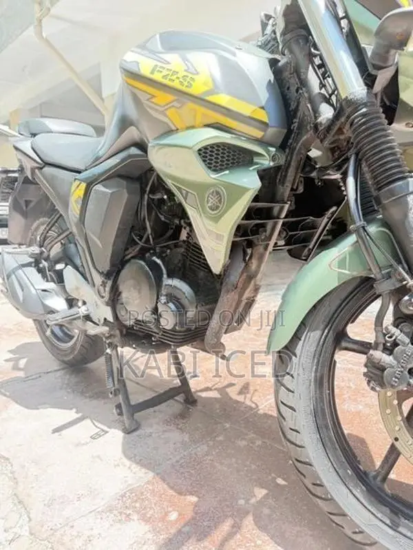 Yamaha FZs V2 2017
