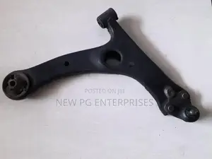 Toyota Prius NHW20 Lower Arm RHS