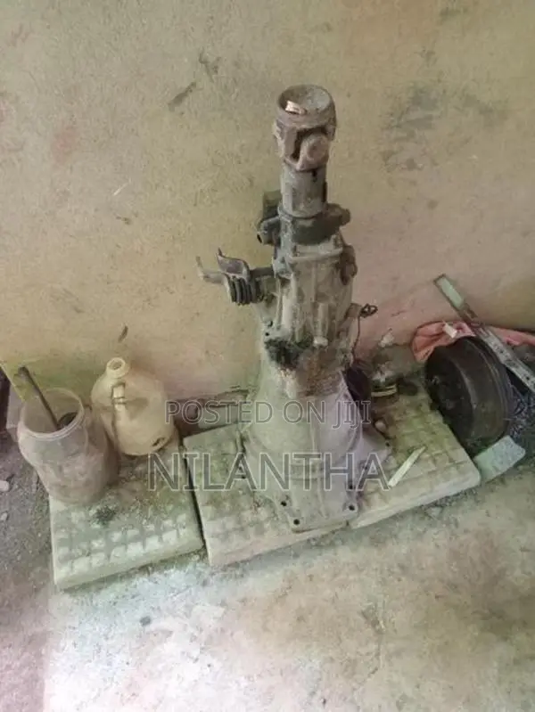 R2 Gear Box