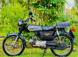 Honda CD 90 2000