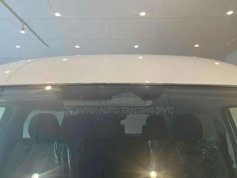 Toyota Hiace COMMUTER SUPER L GL 2026