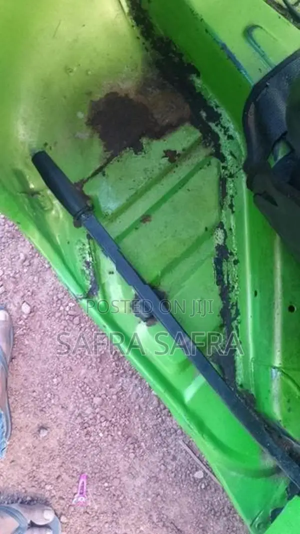 Bajaj RE 2005