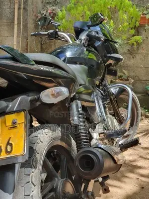 Bajaj Pulsar 150 2010