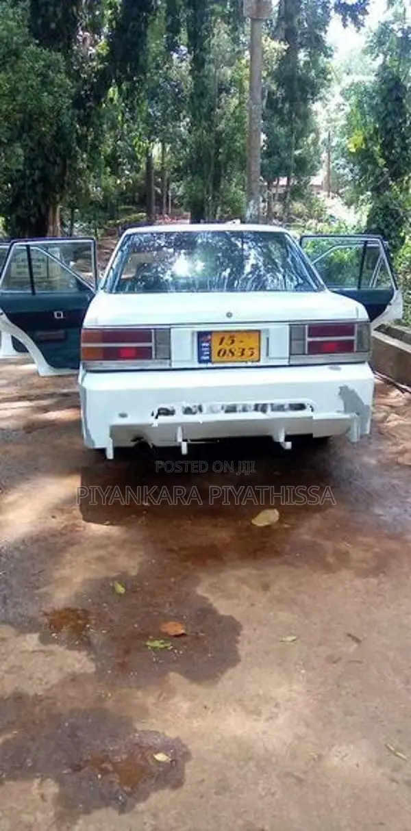 Daihatsu Charmant 1995