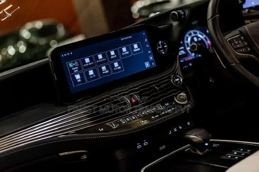 Lexus LS500h Executive Lounge 2023