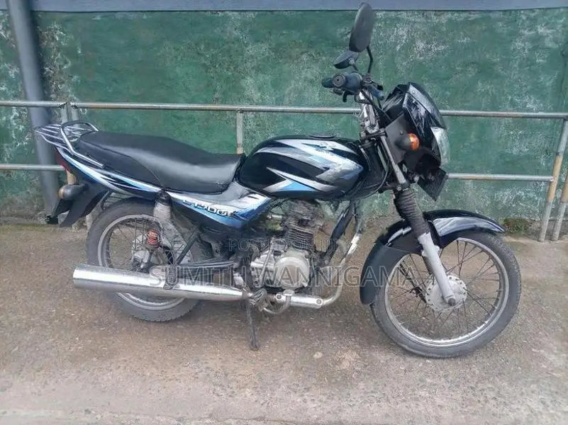 Bajaj CT100 2014