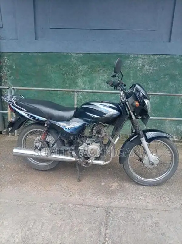 Bajaj CT100 2014