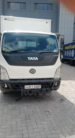 Tata Ultra Truck 2016