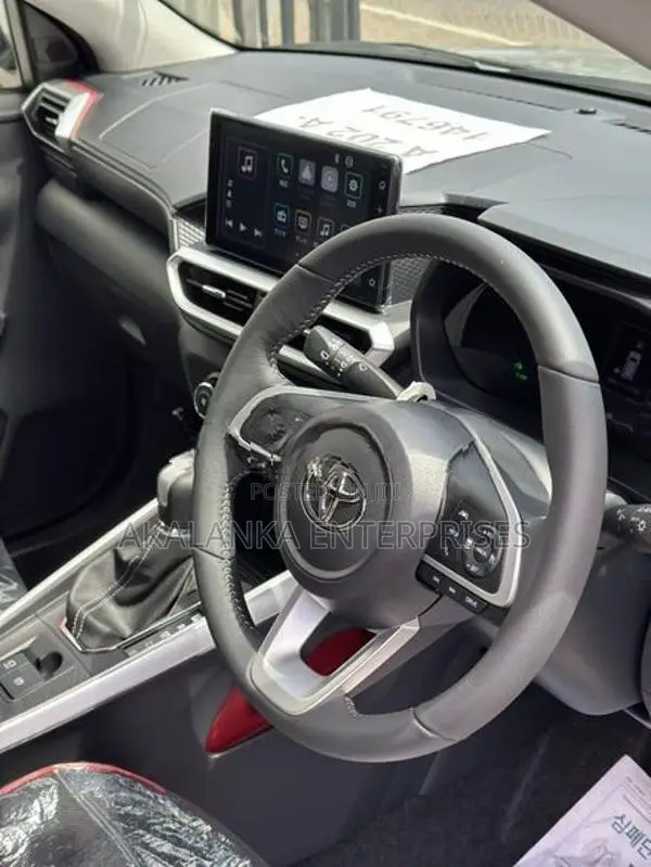 Toyota Raize Z HYBRID BSM B/N 2026