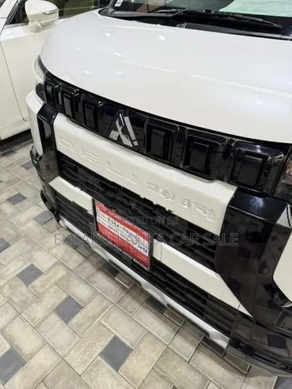 Mitsubishi Delica Mini T Premium 2025