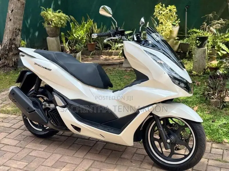 Honda PCX 2024