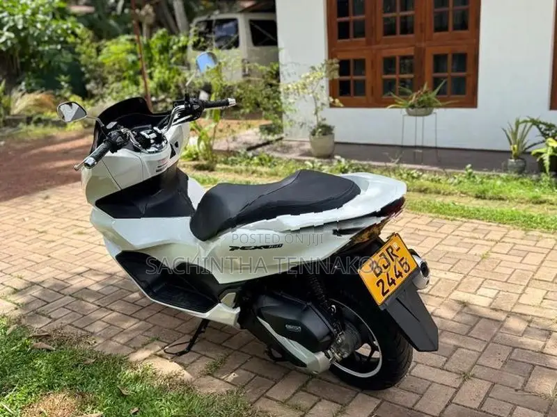 Honda PCX 2024