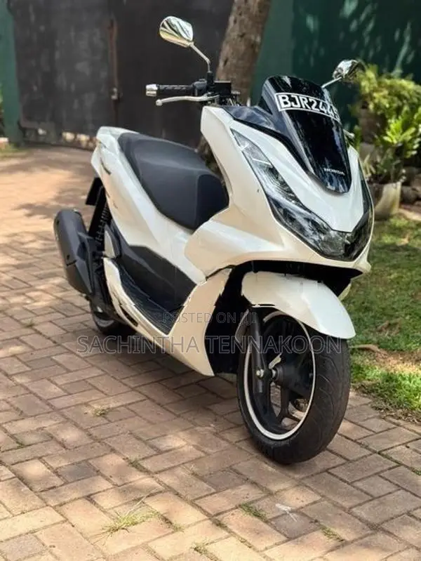 Honda PCX 2024