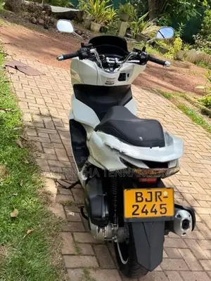 Honda PCX 2024
