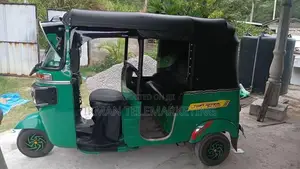 Bajaj RE 2015