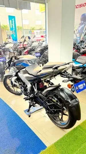 Bajaj Pulsar NS200 bs7 2026
