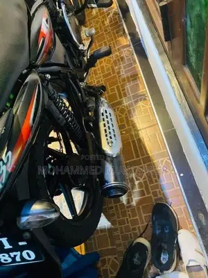 Bajaj Discover 2012