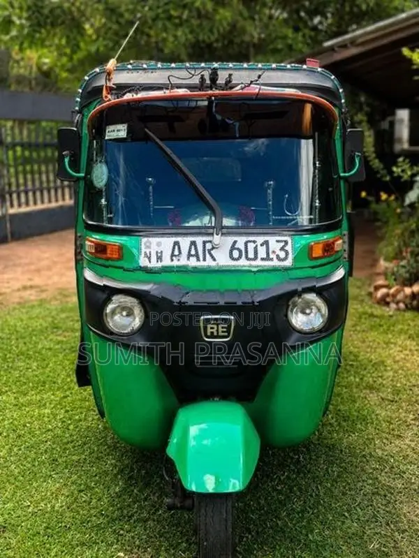 Bajaj RE 2014