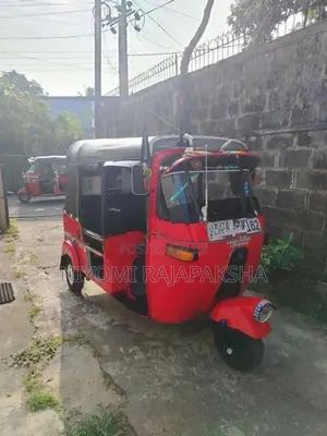Bajaj RE 2003