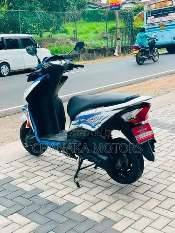 Honda Dio 2017