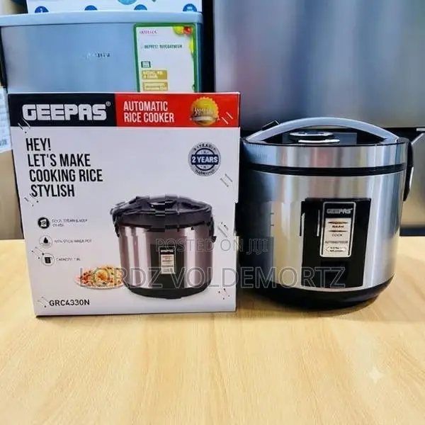 ​Geepas Automatic Rice Cooker - 1.8L