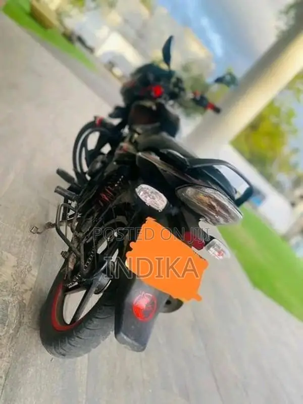 Bajaj Discover 2011
