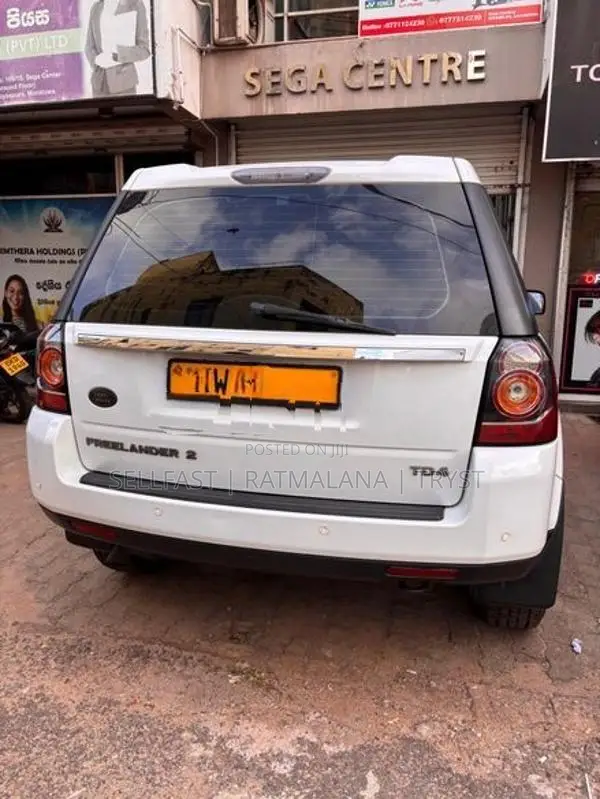 Land Rover Freelander 2013