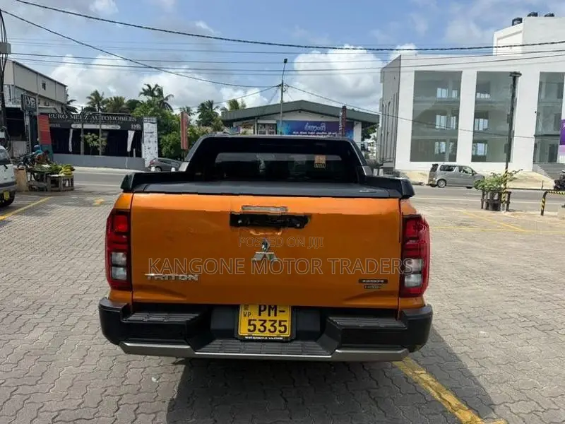 Mitsubishi L200 Triton Gsr 2025