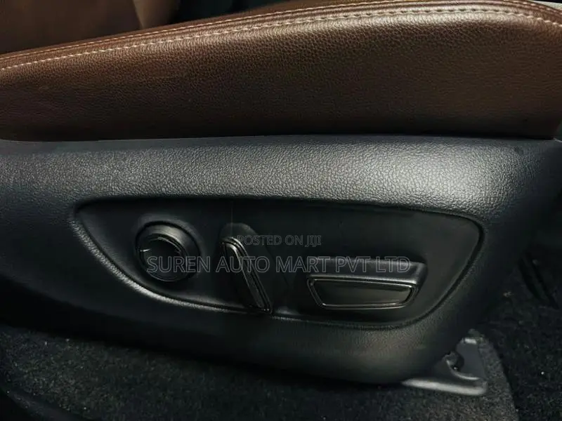 Toyota Land Cruiser Prado LC250 ZX 2024