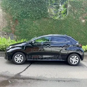 Toyota Yaris X Grade Black 2025