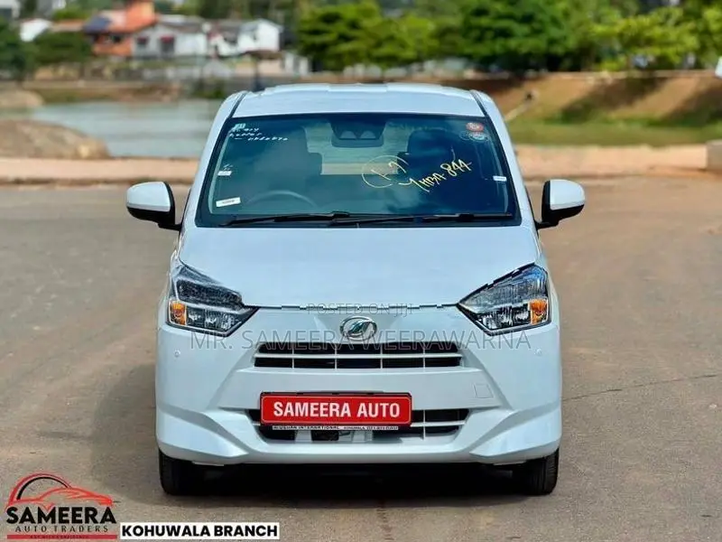 Daihatsu Mira X Limited Safety Es 2025