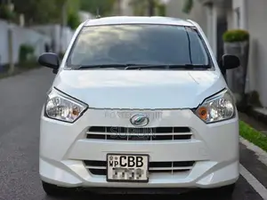 Daihatsu Mira L grade 2017