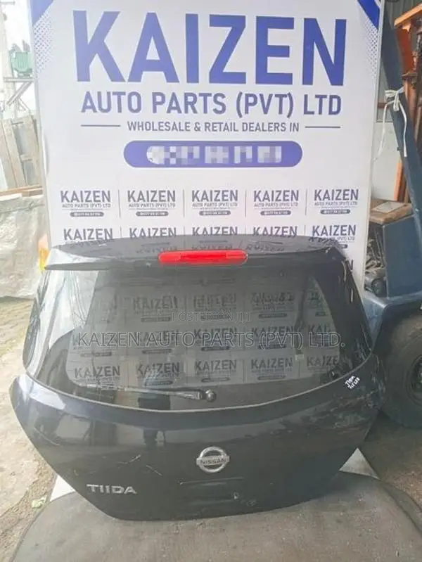 Nissan Tiida Complete Dicky Door
