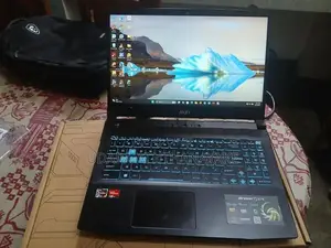 MSI Bravo 15 B7ED AMD Ryzen 5 7000