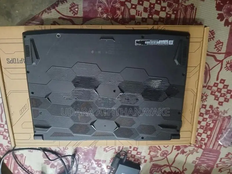 MSI Bravo 15 B7ED AMD Ryzen 5 7000