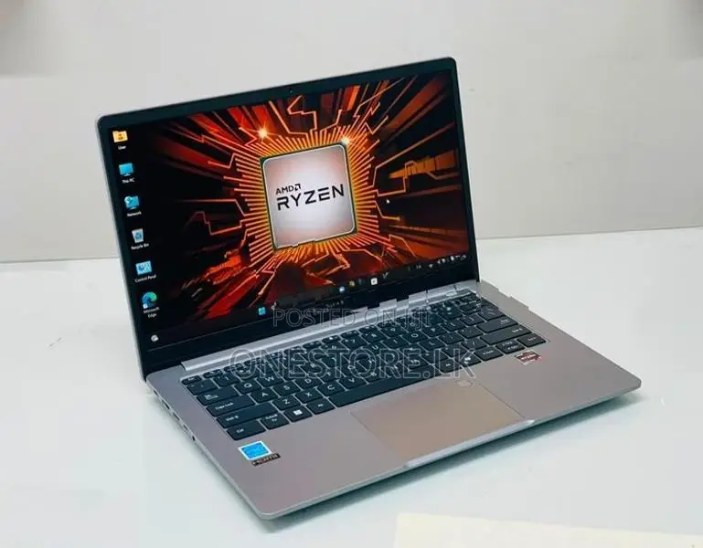 ExpertBook Ryzen 7 7735HS 16GB RAM 512GB NVMe SSD