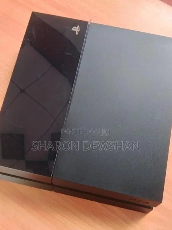 Sony PS4 500GB ( Used )