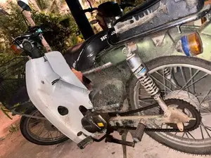 Honda Super Club C90 1983