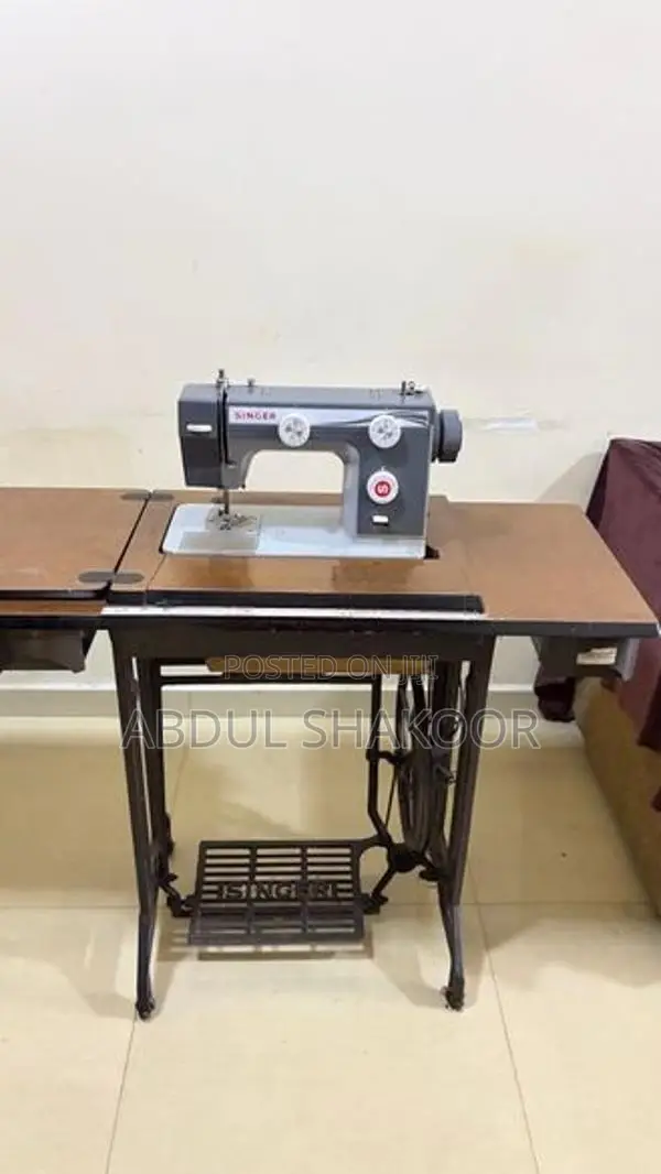 Singer Sewing Machine