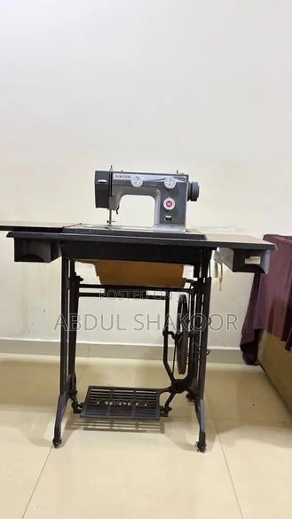 Singer Sewing Machine