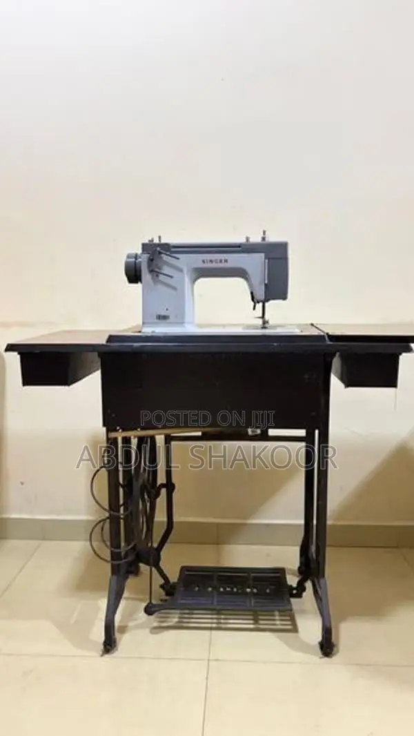 Singer Sewing Machine