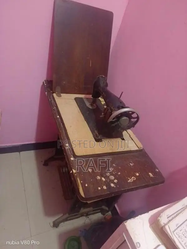 Singer Sewing Machine