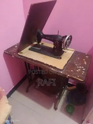 Singer Sewing Machine