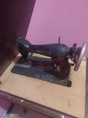 Singer Sewing Machine