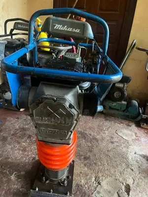 EH 12 Wacker