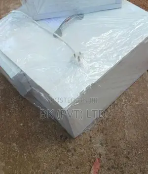 Incubator ( බිත්තර රක්කවන මැෂින් )