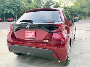 Toyota Yaris G LED GRADE 2026