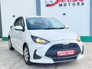 Toyota Yaris G GRADE 2024