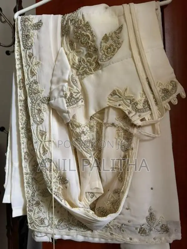 Kandyan Bridal Saree (Osariya)