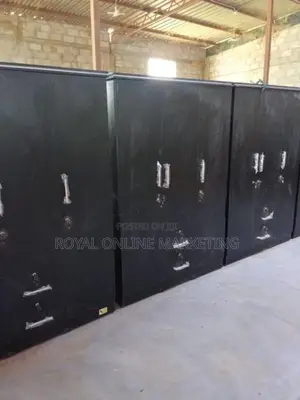 3 Door Black Wardrobe (K-28)